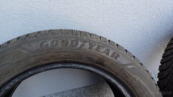 Pneu zimní Goodyear - 5