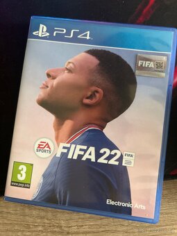 PlayStation 4 500GB - 5