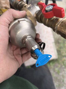 R146C odstředivý odkalovač - 5