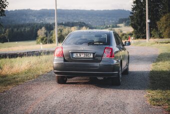 Toyota Avensis D4D 2,2 CR 110kW 6kvalt 1. majitelka - 5