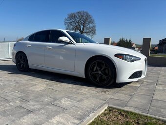 P: Alfa Romeo Giulia Super 2,0T 280HP RWD 2019 - 5