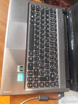Notebook Lenovo ideapad Z 380 na náhradní díly - 5