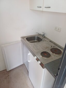 Použitá sanitární buňka s kuchyňkou, sanitární kontejner - 5