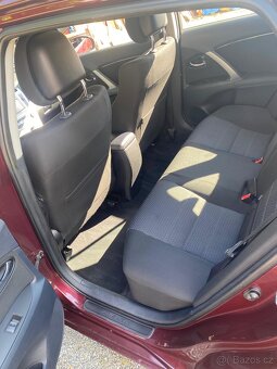 Toyota Avensis 18 benzín 108 kW rv 2012, - 5