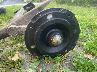 Niewiadow / Predom N 126 původní náprava, disky r12 - 5