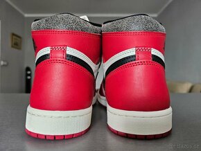 Nike Air Jordan 1 High Chicago Lost And Found - 5