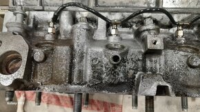 Hlava motoru citroen berlingo 1,9d51kw - 5