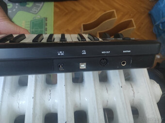 Alesis Q49 MIDI klavesy - TOP STAV RYCHLÝ PRODEJ - 5