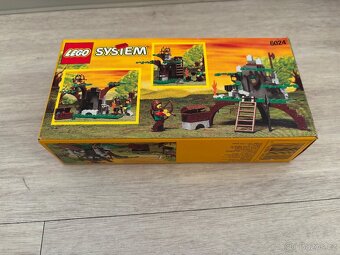 LEGO Castle 6024 Bandit Ambush - US set - 5