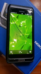 Nokia E7 - 5