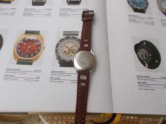 pekne funkcni chlapecke hodinky prim Formulky rok 1978 - 5