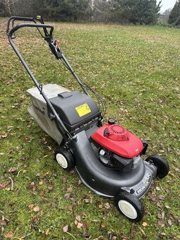 Sekačka Honda hrd536 - 5