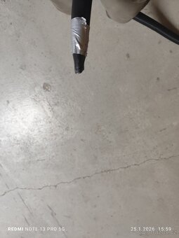 Dva vysavače např.do dílny, k autu apod - 5