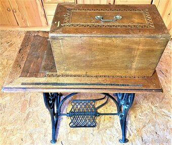 Šicí a psací stroj - 5