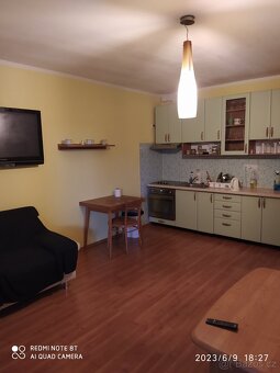 Garsoniera - Družby - 5