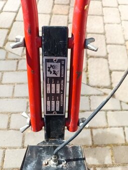 Prodám elektrický rotovator. - 5