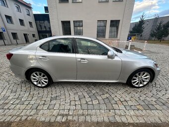 Lexus IS 250i V6 153KW AUTOMAT-KUŽE-KAMERA-PDC-VYHŘEV-2010 - 5