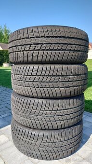 Barum Polaris 5. 225/45/18. 95V - 5