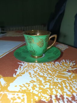 Hrnečky, skleničky, šálky a podšálky - 5