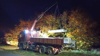 Přeprava, manipulace s hydraulickou rukou a kontejnerem. - 5
