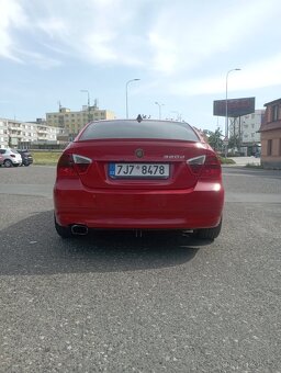 Prodám vyměnim BMW E90 320D 120kw - 5