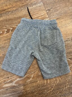 Chlapecké šedé teplákové kraťasy, 128, Primark - 5