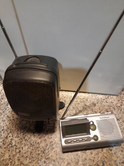 Prodám 2 zajímavé malé rádio - 5