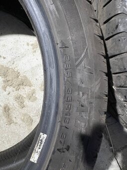 285/35 R18 GoodYear Eagle Asymmetric 2 F1 - 5