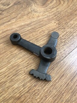 Prodám náhradní díly na motocykl ČZ 125 T a ČZ 125 B - 5