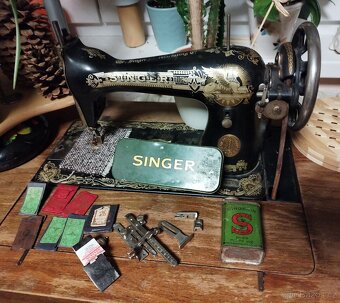 starožitný šicí stroj singer - 5