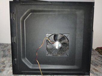 Cooler Master PC case – dobrý stav + 3 ventilátory - 5