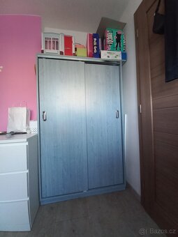Šatní skříň - 5