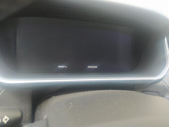 Prodám RANGE ROVER SPORT  3,0  SDV  HSE - 5