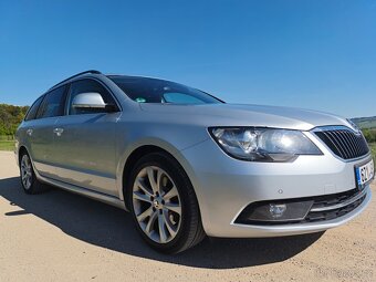 Superb 2 facelift - 2013  2.0 - 5