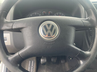Volkswagen Multivan 2.5TDi 7 míst - 5