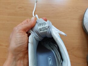 Boty na golf Adidas vel. 39,5 s koženým vakem - 5