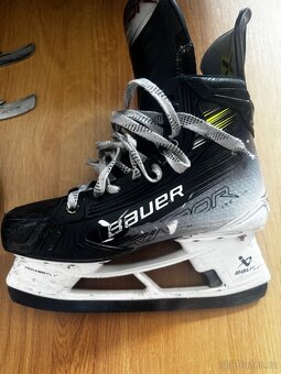 Bauer Vapor Hyperlite 2 - 5
