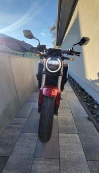 Honda CB650r - 5