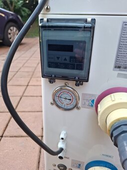 Tepelné čerpadlo k bazénu 10kW - 5