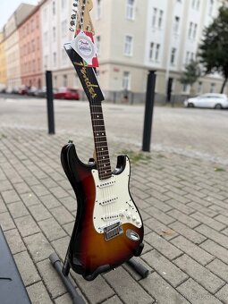 Fender VG G-5 Stratocaster USA 2007 - elektronická kytara: - 5