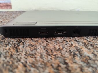 Dell Vostro V130 - 5