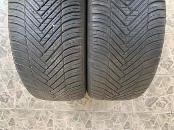 VW 19" celoroční pneu - 5