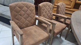 Oválný jídelní stůl + 8 křesel - 5