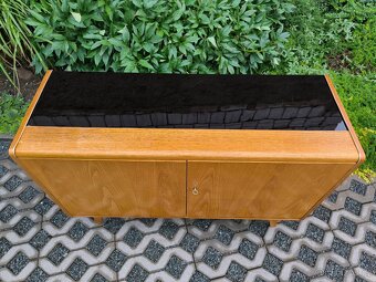 Retro komoda B. Landsman a H. Nepožitek - 60. léta - 5