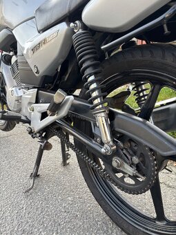Yamaha YBR125 - 5