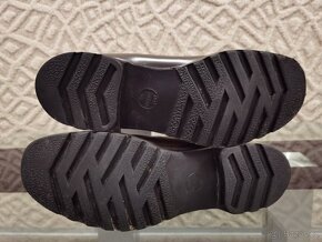 Boty pro lov a rybaření. Práva kůže. Velikost 48 - 5