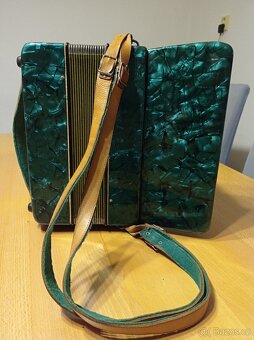 Harmonika, klávesový akordeon - 5