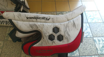 lapačka a vyrážečka VAUGHN - 5