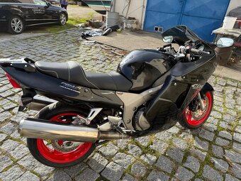 Honda cbr 1100 xx blackbird - 5