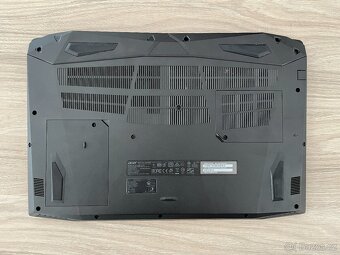 Acer Nitro AN515-52 - 5